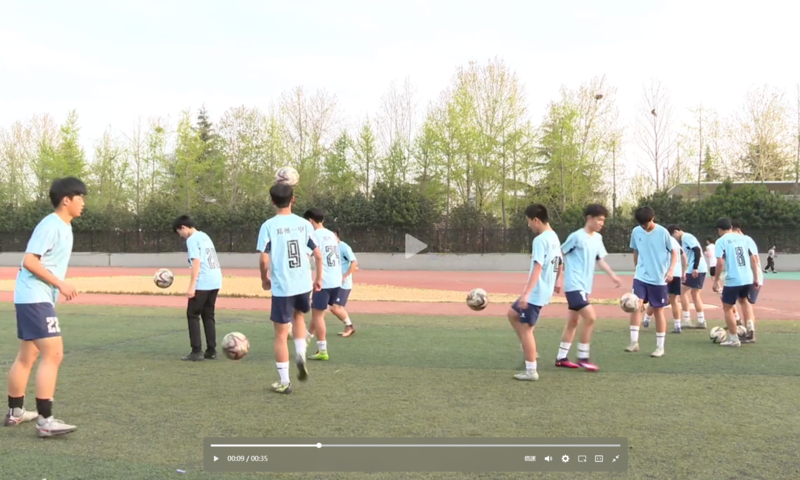 郑州市第一中学2023年4月足球爱好者协会社团活动照片 (9)